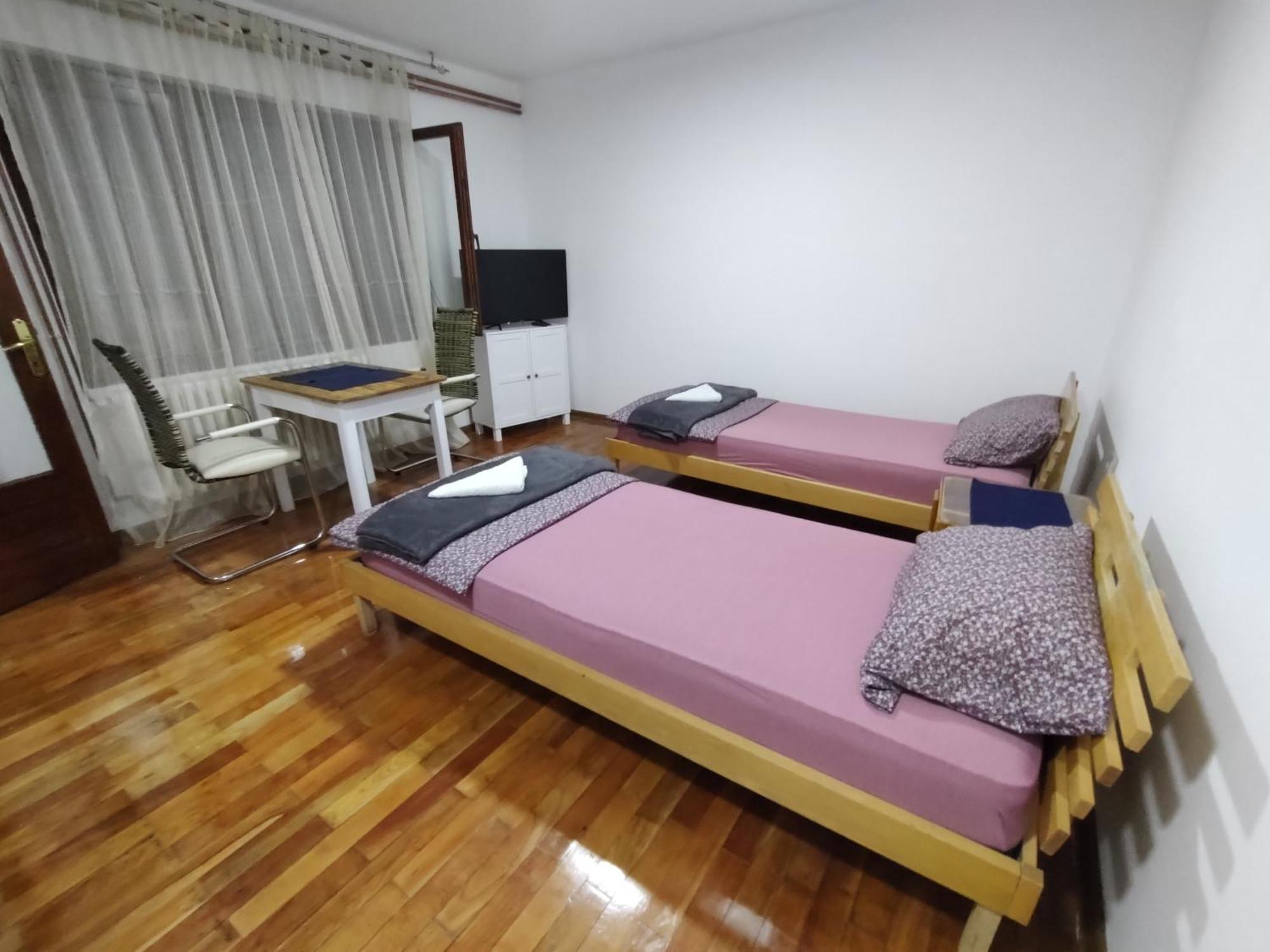 Stan Apartment Sremska Mitrovica Bagian luar foto