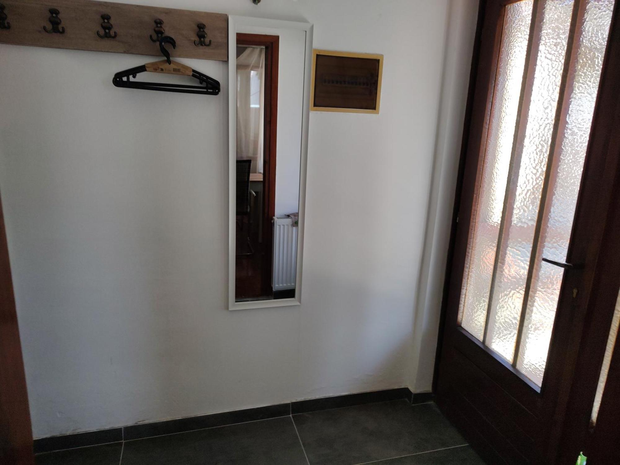 Stan Apartment Sremska Mitrovica Bagian luar foto
